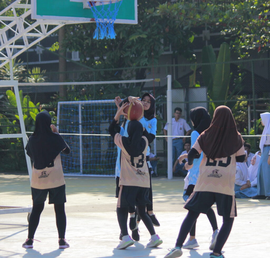 Kegiatan Class Meeting SMA Negeri 2 Lamongan